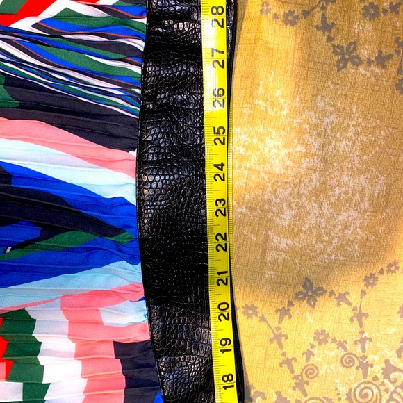 Blue Red Abstract Print Pleated Maxi Skirt Large - Picture 6 of 8